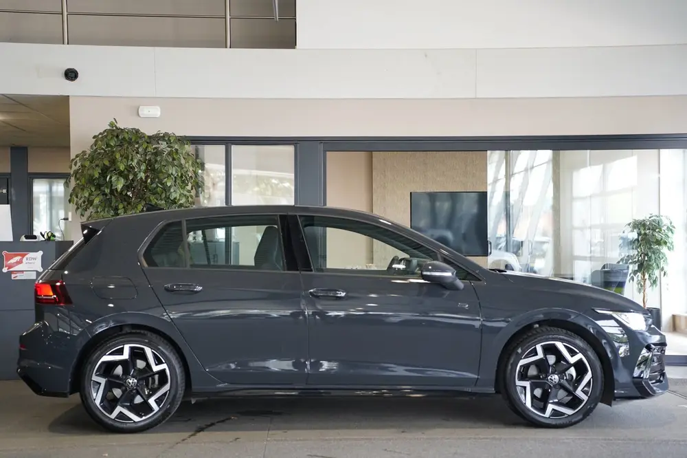 Volkswagen Golf 8.5 1.5 TSI 150PK 2x R-line Facelift Led ACC uit 2024, foto 6
