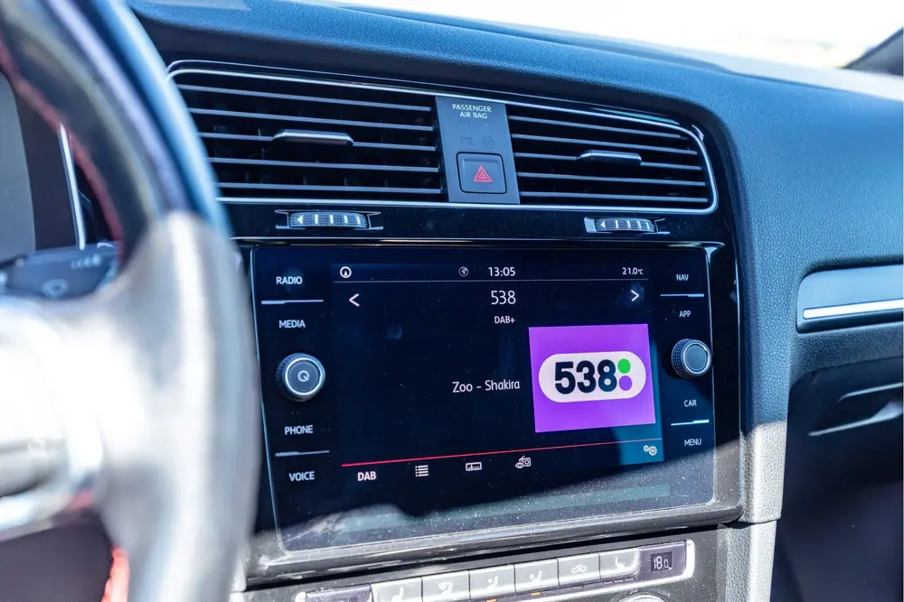 Volkswagen Golf 2.0 TSI GTI Performance Panoramadak/Adaptive uit 2019, foto 20