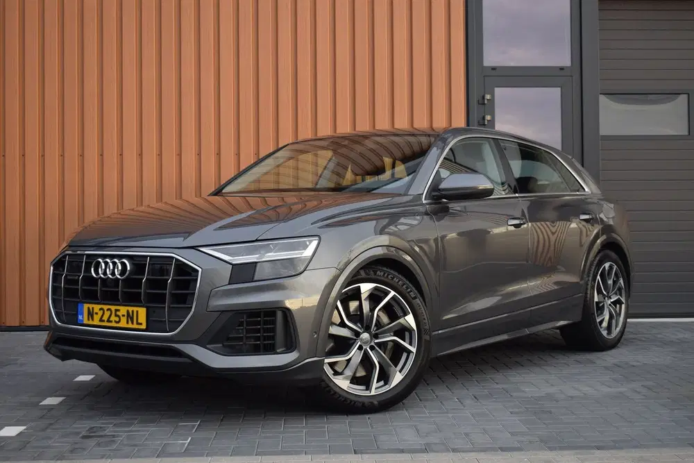 Audi Q8 55 TFSI e Quattro uit 2021