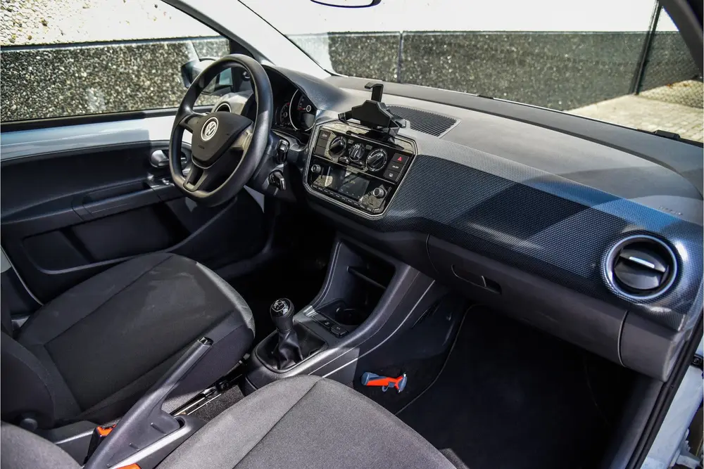 Volkswagen Up! 1.0 (bj 2023) uit 2023, foto 13