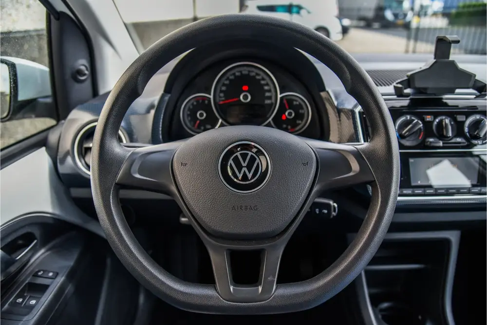 Volkswagen Up! 1.0 (bj 2023) uit 2023, foto 8
