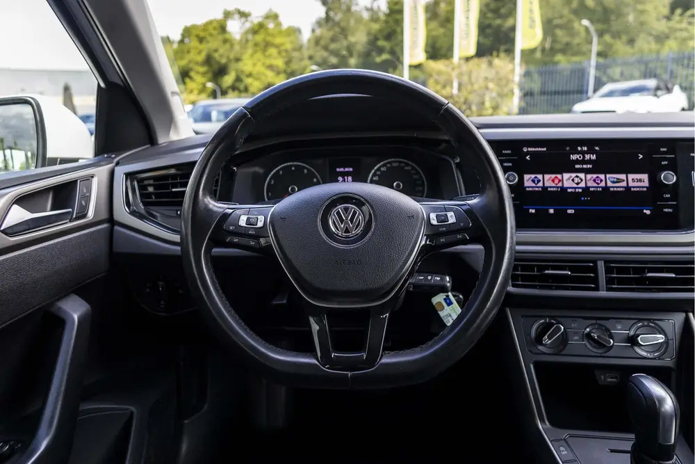 Volkswagen Polo 1.0 TSI Comfortline (bj 2020, automaat) uit 2020, foto 19
