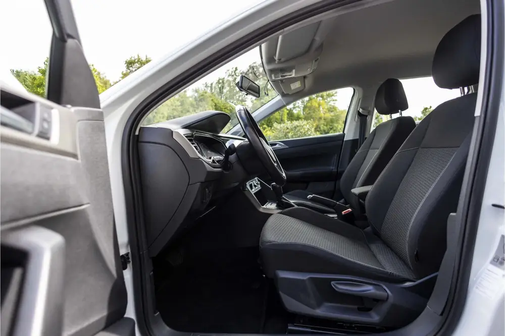 Volkswagen Polo 1.0 TSI Comfortline (bj 2020, automaat) uit 2020, foto 20