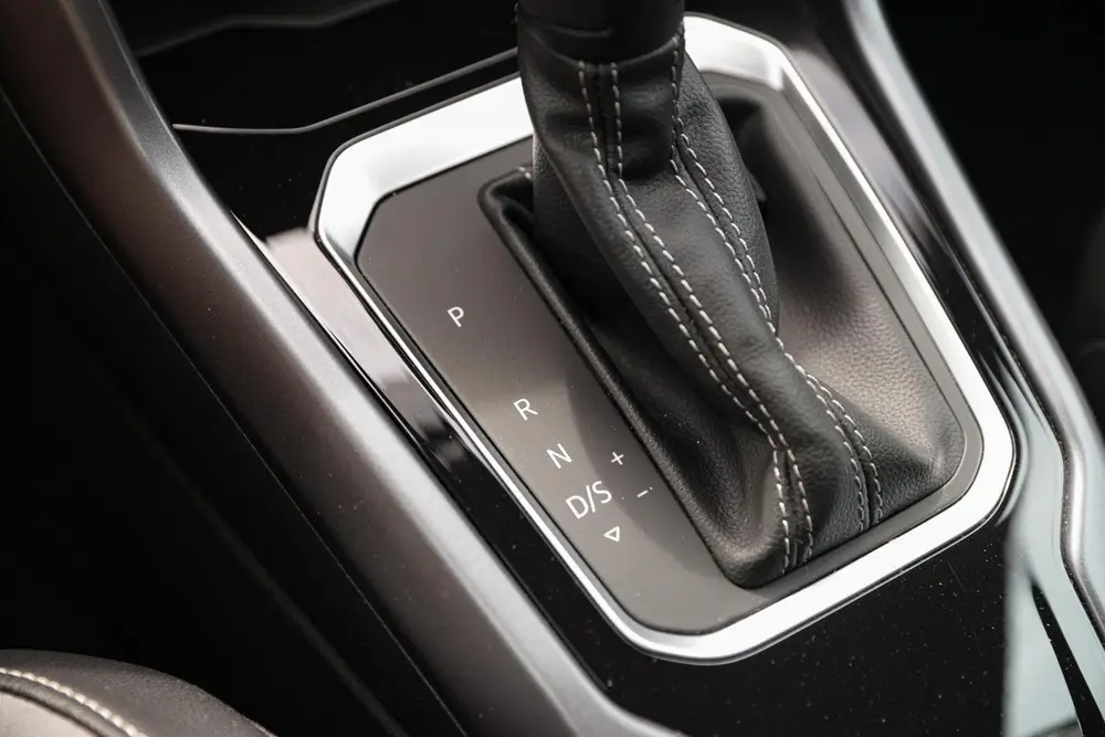 Volkswagen T-Roc Cabrio 1.5 TSI R-Line ACC VIRTUAL COCKPIT S uit 2021, foto 11