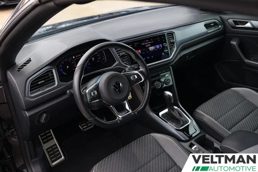Volkswagen T-Roc Cabrio 1.5 TSI R-Line ACC VIRTUAL COCKPIT S uit 2021, foto 3