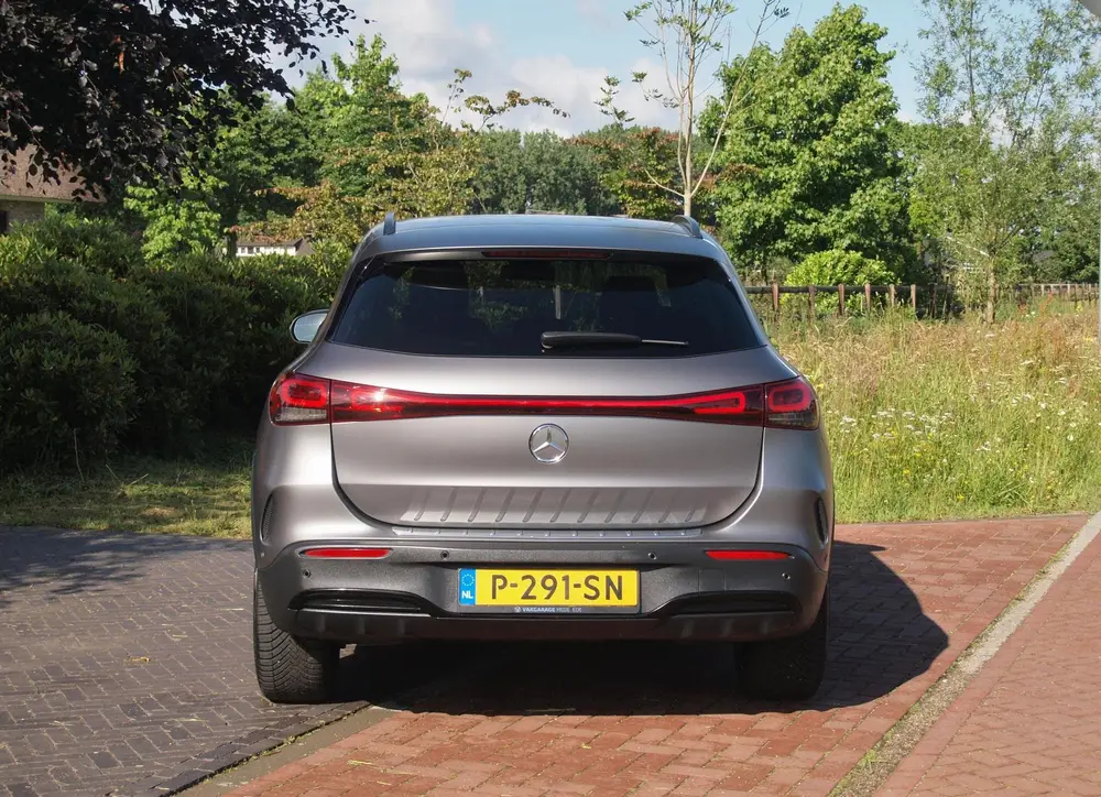 Mercedes-Benz EQA 250 Business Solution AMG 67 kWh uit 2022, foto 9