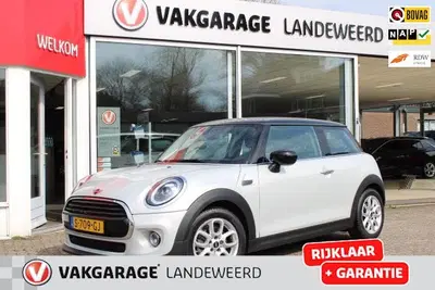 Mini Cooper 1.5 Cooper Automaat uit 2020