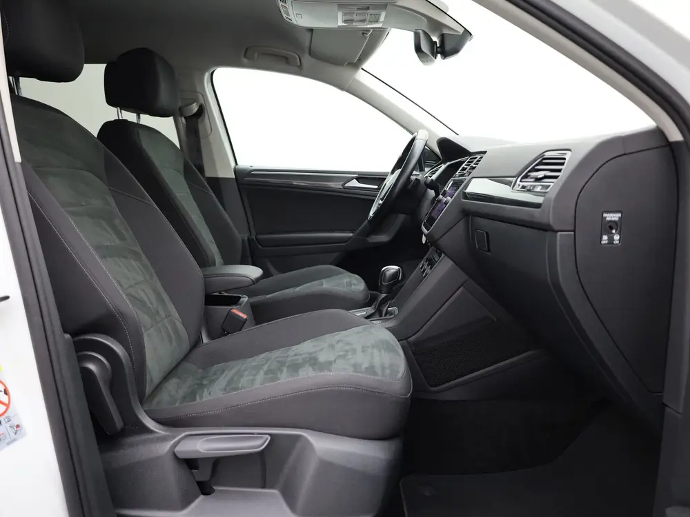 Volkswagen Tiguan 1.5 TSI ACT Highline Business R | Black St uit 2020, foto 19