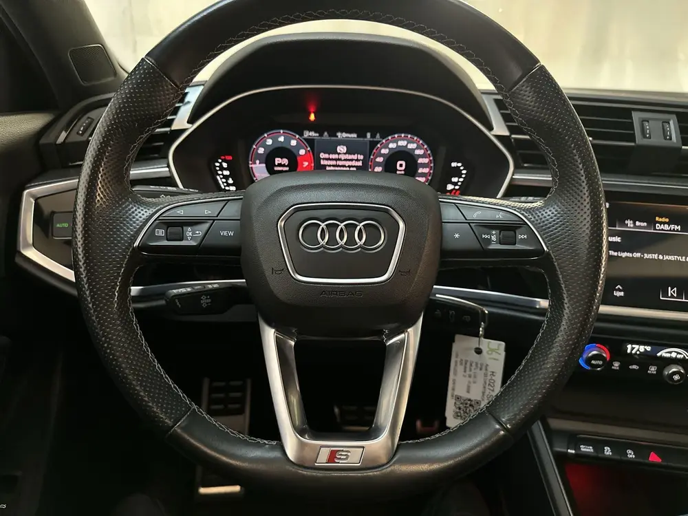 Audi Q3 40 TFSI Quattro S Edition Panoramadak Lede uit 2022, foto 5