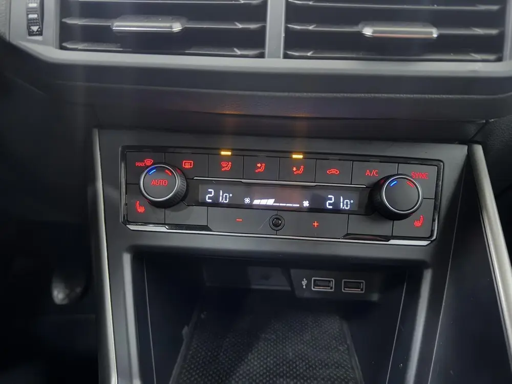 Volkswagen Polo 1.0 MPI Beats PDC V + A / NAVI / CRUISE uit 2019, foto 16