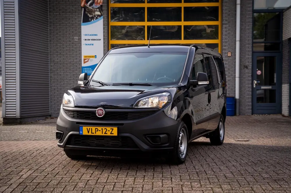 Fiat Doblo Doblò Cargo 1.6 MJ L1H1 S Basis uit 2021, foto 3