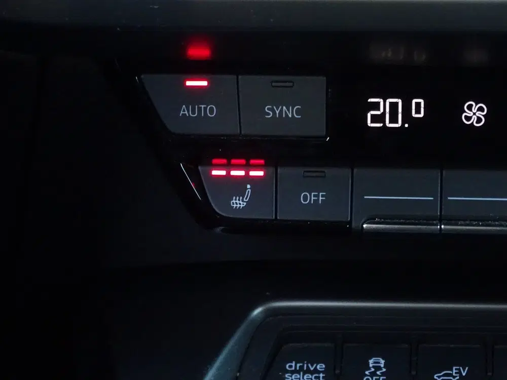 Audi A3 40 TFSI e Advanced edition uit 2021, foto 19