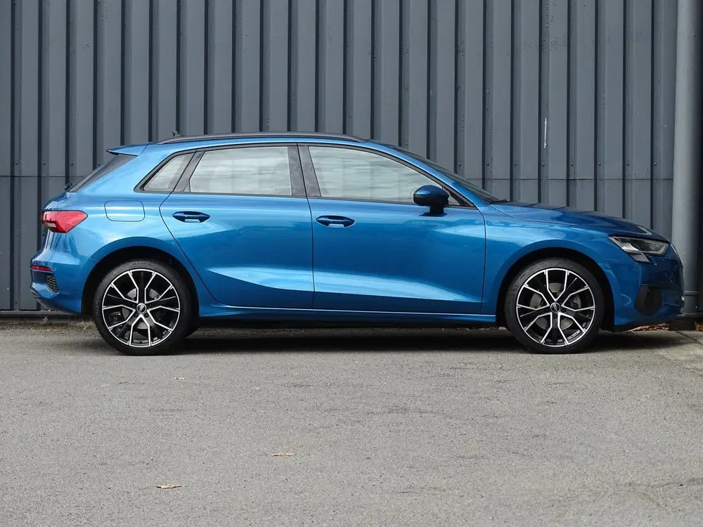 Audi A3 40 TFSI e Advanced edition uit 2021, foto 4