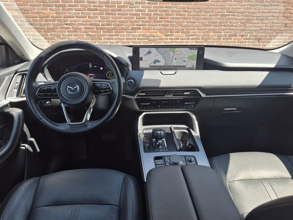 Mazda CX-60 2.5 e-SkyActiv PHEV Homura 327 uit 2023, foto 14