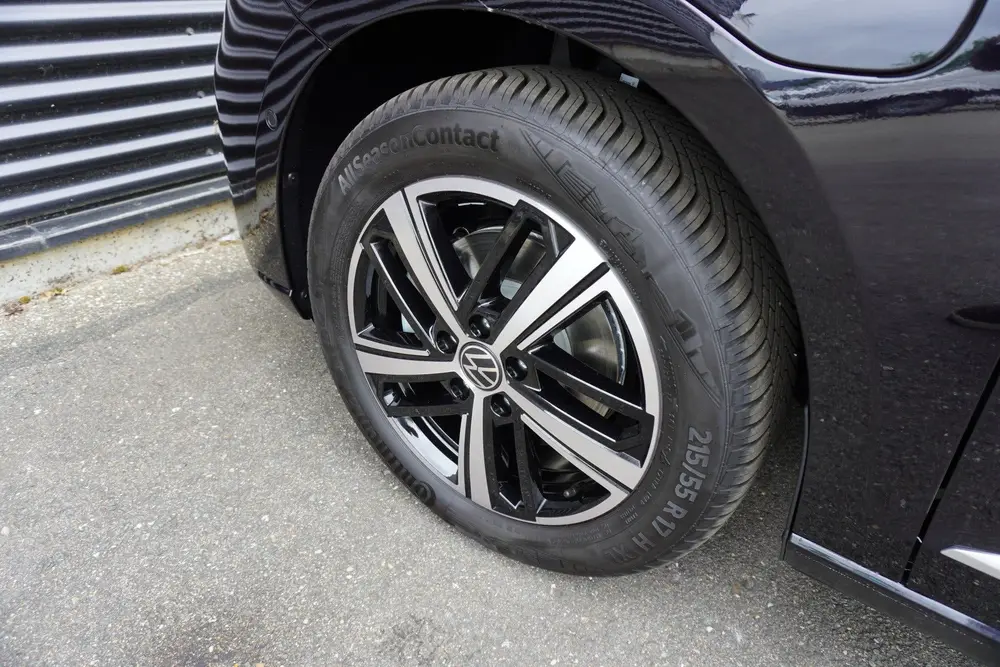 Volkswagen Caddy Maxi L2 150pk Plug-in Hybride Style Trekhaa uit 2026, foto 9