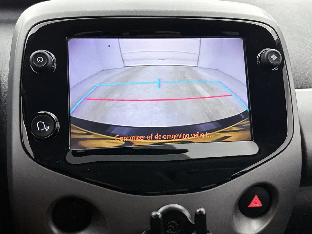 Toyota Aygo 1.0 VVT-i x-joy Automaat uit 2020, foto 8