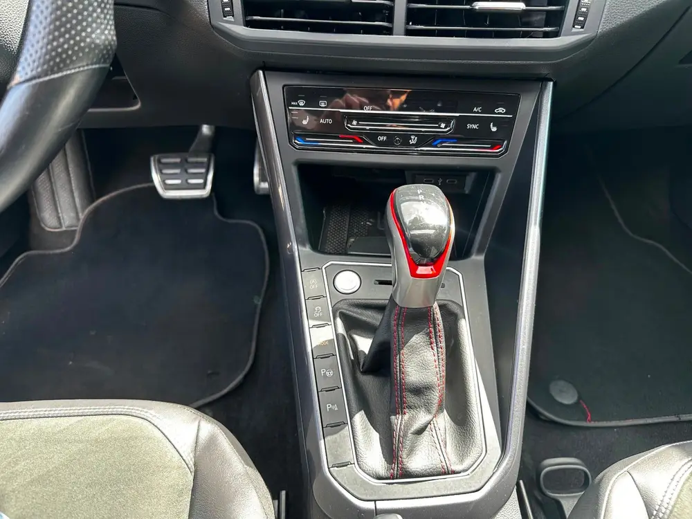 Volkswagen Polo 2.0 TSI GTI uit 2023, foto 20
