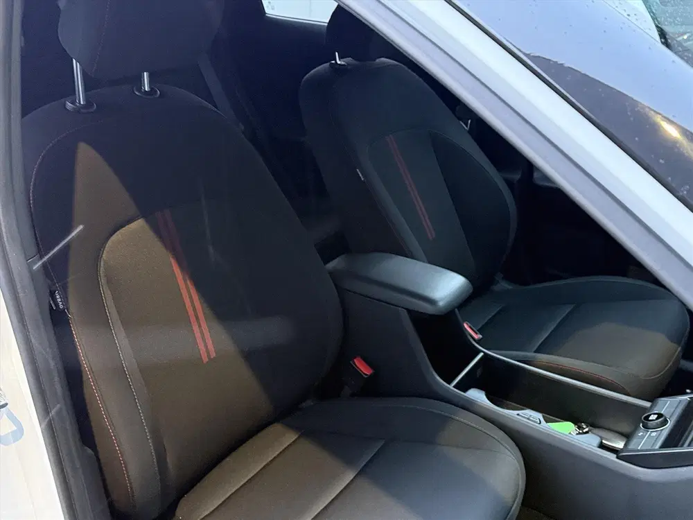 Hyundai KONA 1.6 GDI HEV 141pk DCT N-Line Edition uit 2023, foto 14