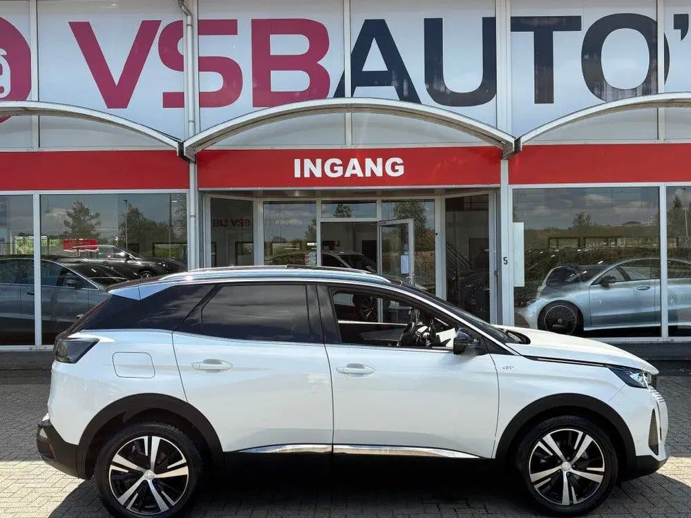 Peugeot 3008 1.2 PURETECH 130PK AUT. GT LED PANO-DAK NA uit 2021, foto 4