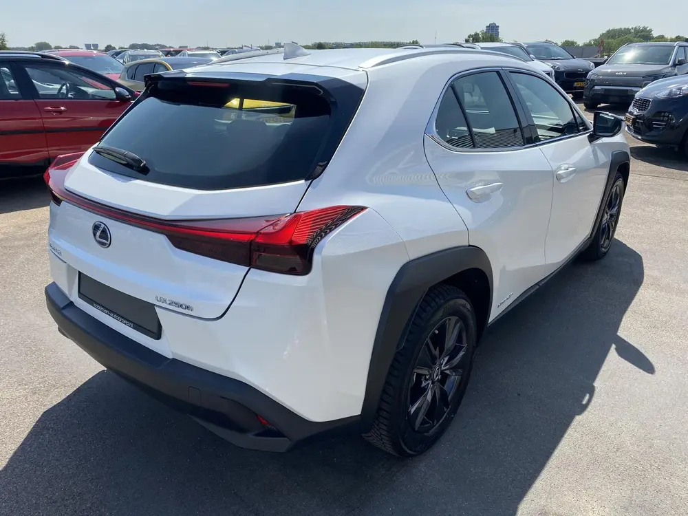 Lexus UX 250h Comfort Business Apple Carplay en/of Android a uit 2022, foto 15