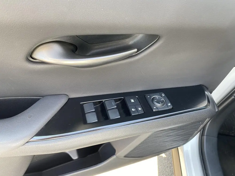 Lexus UX 250h Comfort Business Apple Carplay en/of Android a uit 2022, foto 20