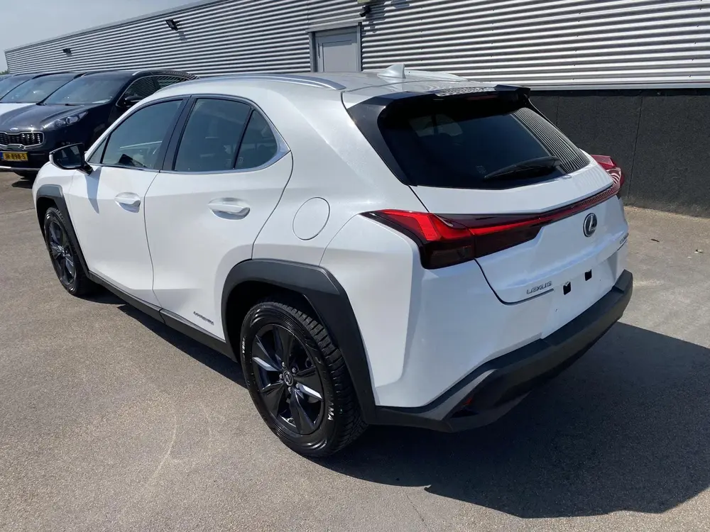 Lexus UX 250h Comfort Business Apple Carplay en/of Android a uit 2022, foto 3