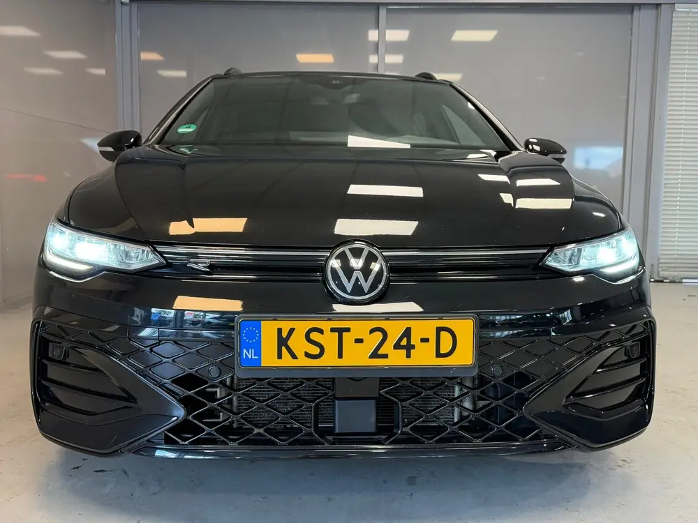 Volkswagen Golf Variant 1.5 eTSI AUTOMAAT | R-LINE | 150 PK uit 2025, foto 3