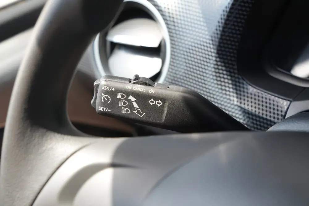 Volkswagen Up! 1.0 - Cruise - Camera - PDC - Bluetooth - DAB uit 2022, foto 11