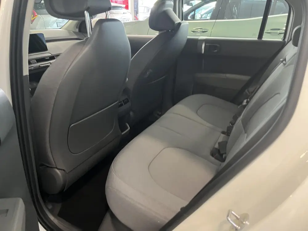 Kia EV3 Air 58.3 kWh DIRECT RIJDEN DEMO VOORDEEL 1 uit 2025, foto 7