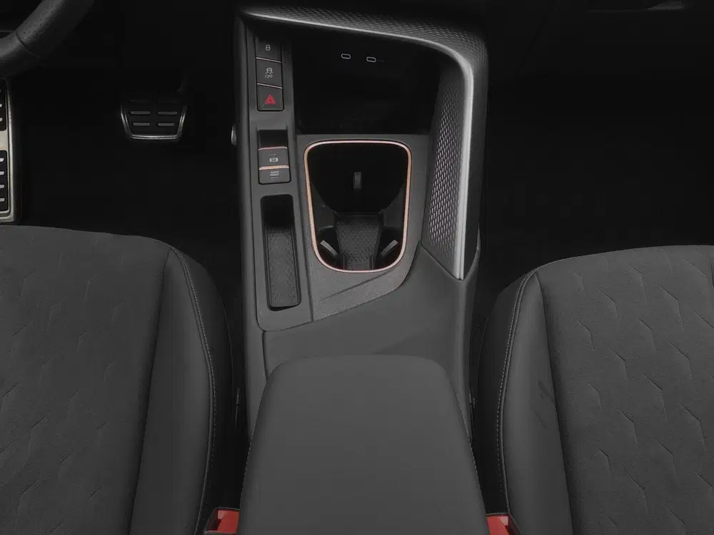 Cupra Terramar 1.5 TSI e-Hybrid 204pk Business uit 2025, foto 10