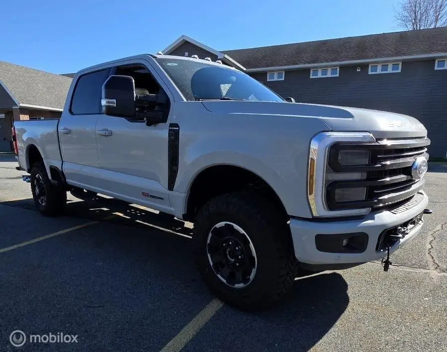 Ford F250 F250 6.7 V8 H.O. Powerstroke Platinum Tremor met Lier uit 2026, foto 10