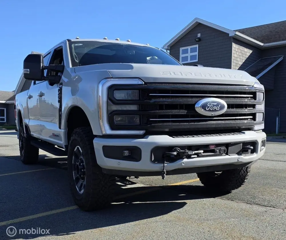 Ford F250 F250 6.7 V8 H.O. Powerstroke Platinum Tremor met Lier uit 2026, foto 6