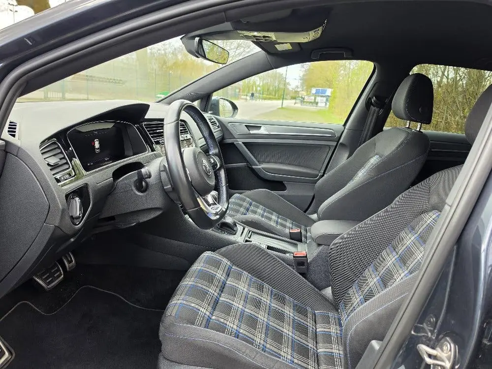 Volkswagen Golf 7.5 GTE 204pk DSG 2020 Blauw uit 2020, foto 12
