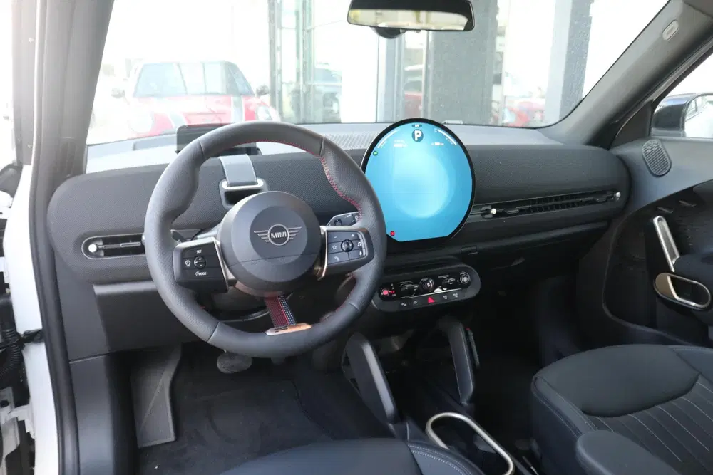 Mini Aceman SE John Cooper Works Trim uit 2026, foto 4