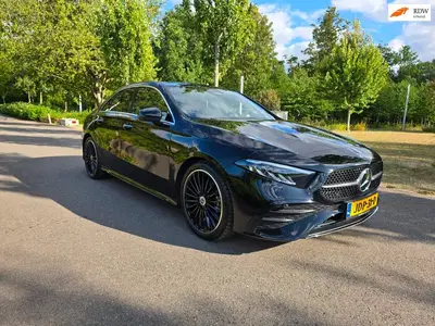 Mercedes-Benz A-Klasse 200 AMG Line uit 2024