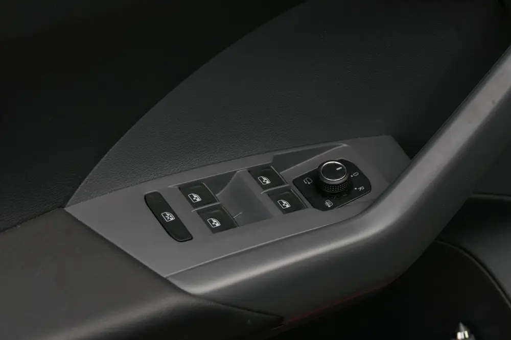 Volkswagen T-Cross 1.0 TSI Style Automaat | Virtual Cockpit uit 2021, foto 13