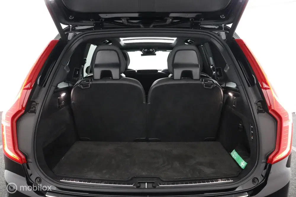 Volvo XC90 2.0 T8 Recharge AWD Plus Dark uit 2022, foto 10