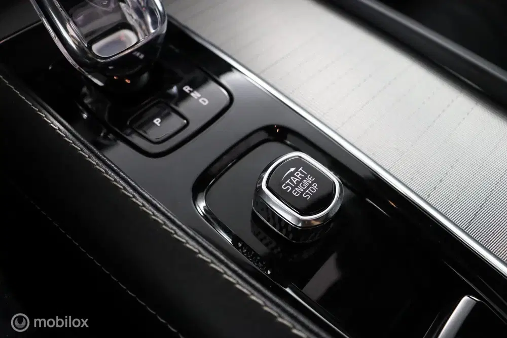 Volvo XC90 2.0 T8 Recharge AWD Plus Dark uit 2022, foto 18
