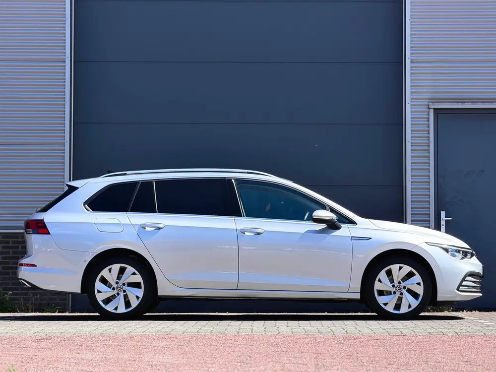 Volkswagen Golf Variant 1.5 eTSI Style | Massage | Memory | uit 2021, foto 10