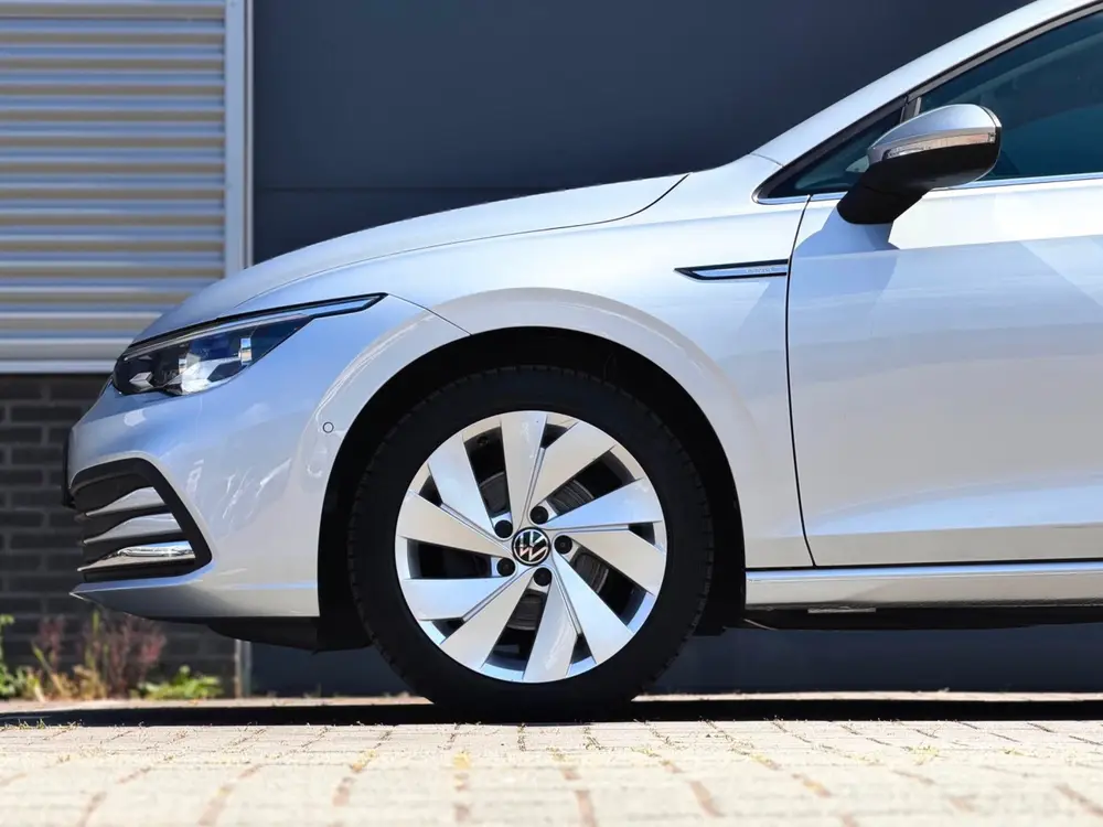Volkswagen Golf Variant 1.5 eTSI Style | Massage | Memory | uit 2021, foto 11
