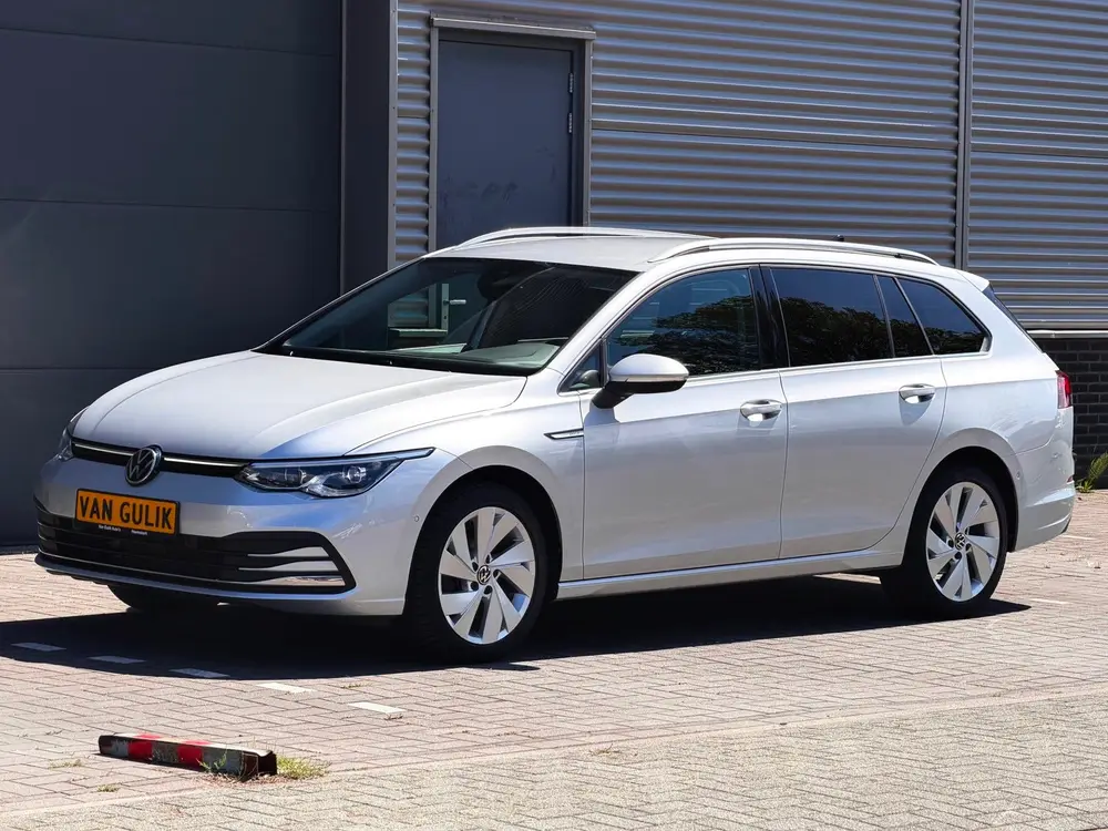Volkswagen Golf Variant 1.5 eTSI Style | Massage | Memory | uit 2021, foto 18