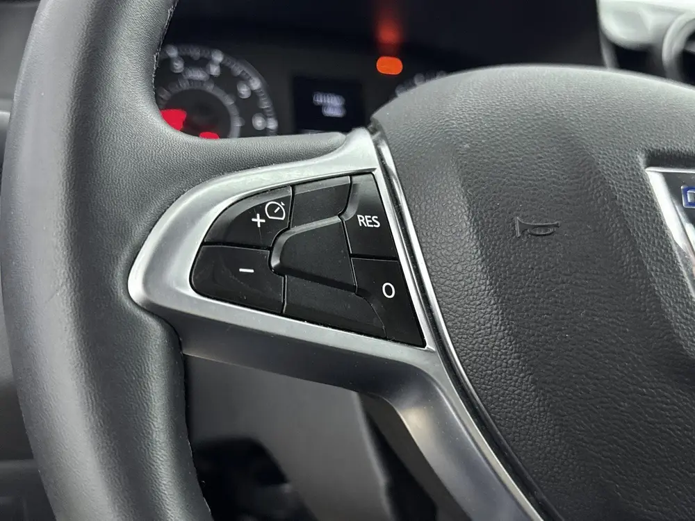 Dacia Duster 1.3 TCe Prestige 130PK | Navigatie | Keyless En uit 2021, foto 6