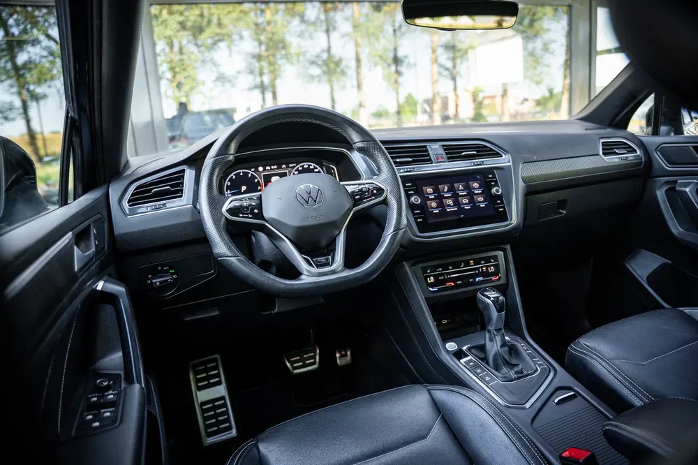 Volkswagen Tiguan Allspace 1.5 TSI R-Line Business+ | 7 pers uit 2022, foto 5