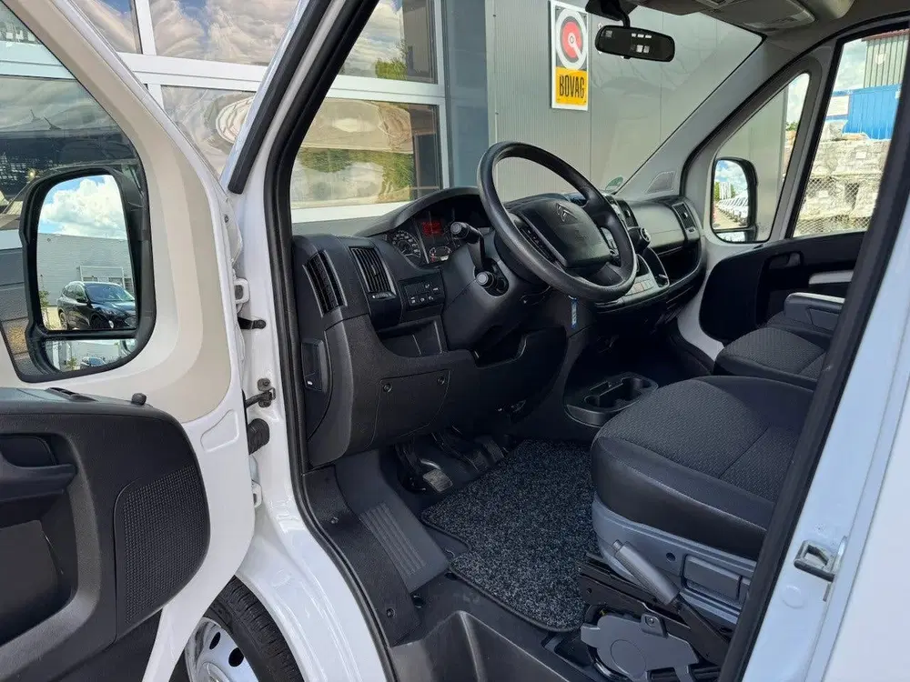 Citroën Jumper Citroen Jumper 35 2.2 BlueHDi 165pk L3 DC uit 2022, foto 15
