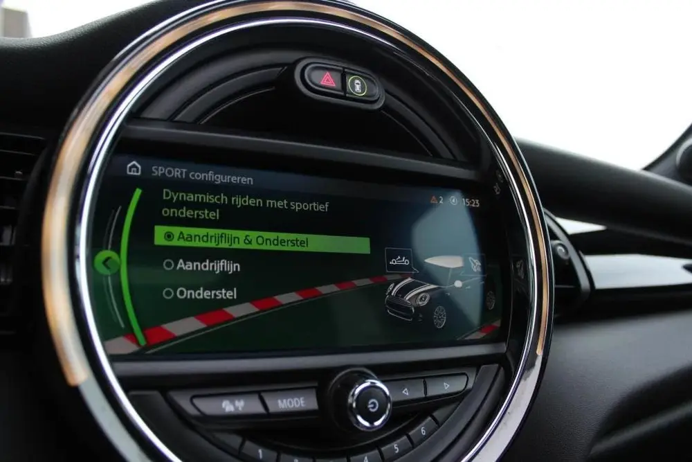 Mini Cooper S 2.0 Cooper S AUT JCW PANO ACC H uit 2019, foto 10