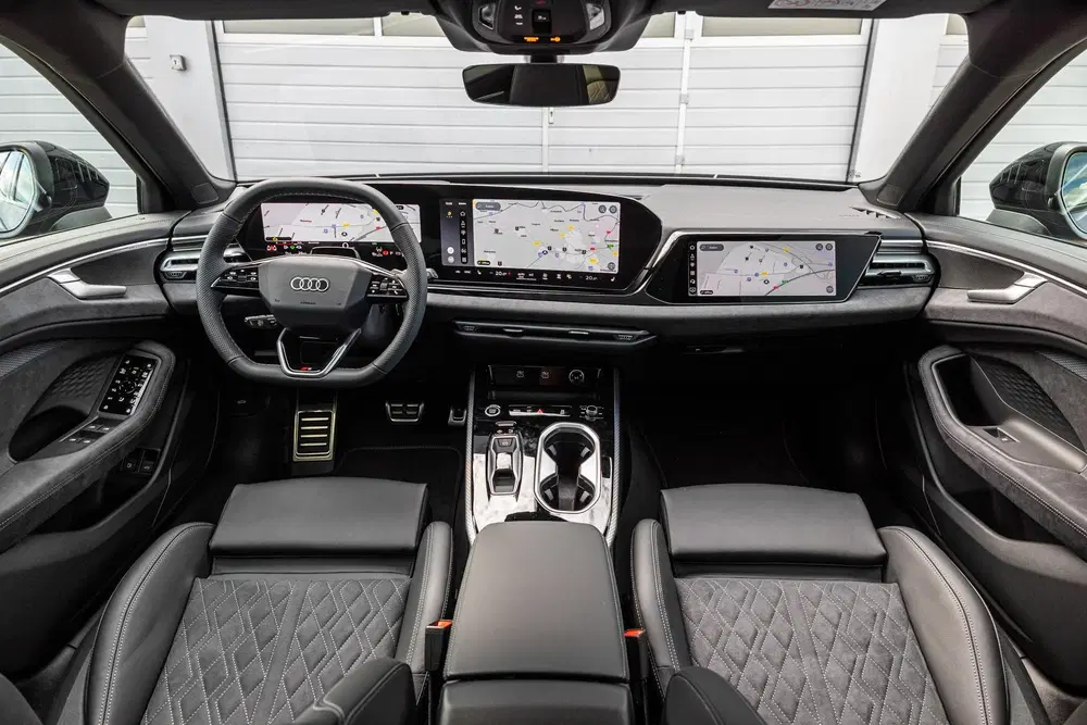 Audi A6 2.0 e-hybrid 367pk quattro S edition Compe uit 2026, foto 5
