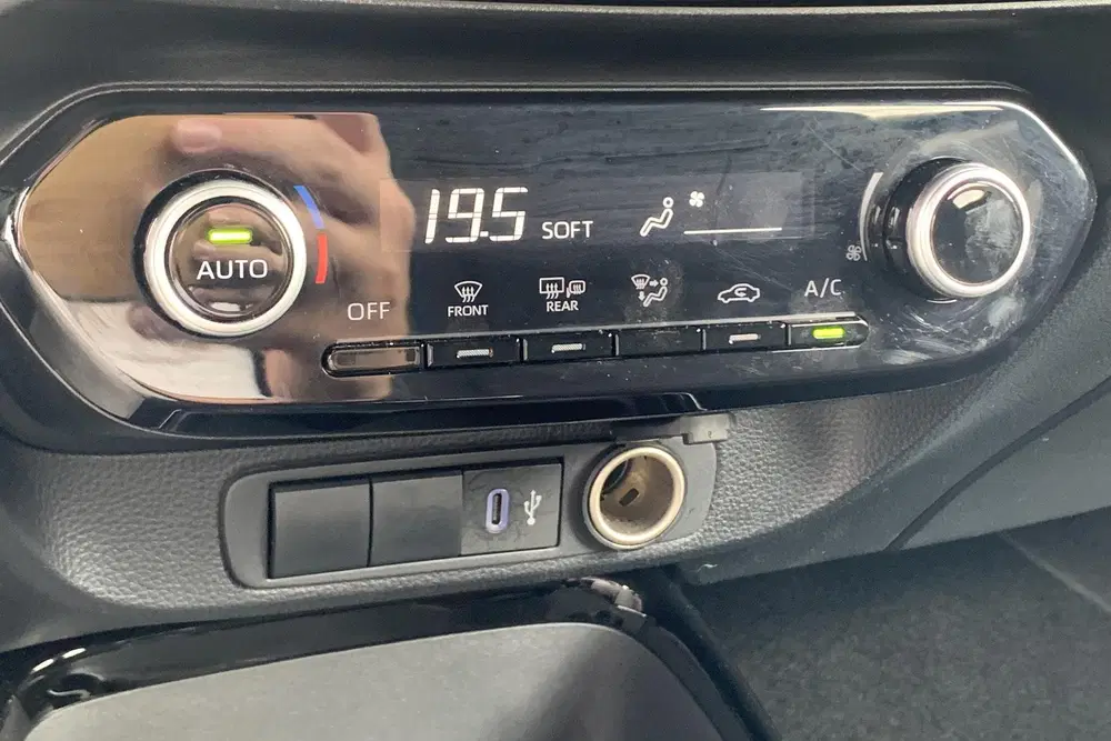 Toyota Aygo X 1.0 VVT-i S-CVT Pulse uit 2025, foto 18