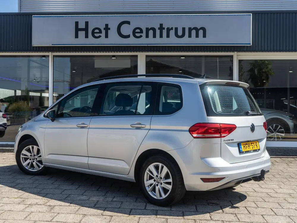 Volkswagen Touran 1.5 TSI Comfortline Business 7p wegd.b tre uit 2021, foto 2