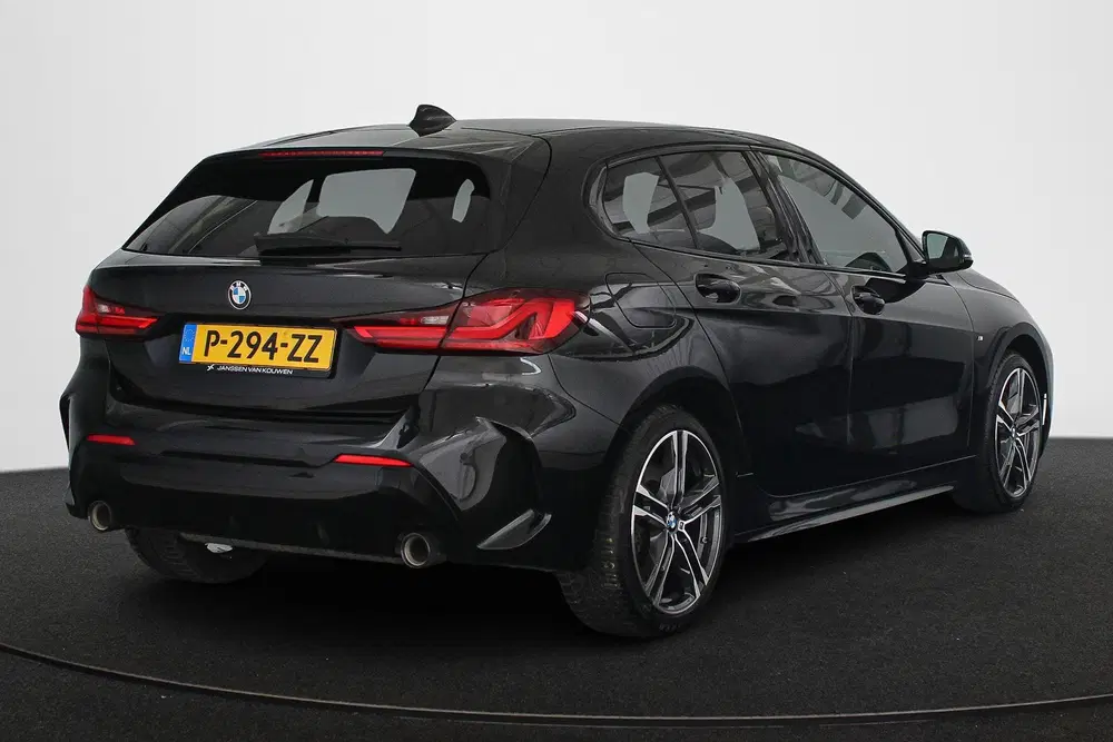 BMW 1-serie 120i Business Edition Automaat M Sport Sto uit 2022, foto 3