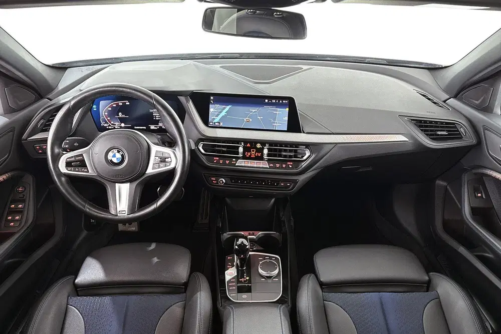 BMW 1-serie 120i Business Edition Automaat M Sport Sto uit 2022, foto 7